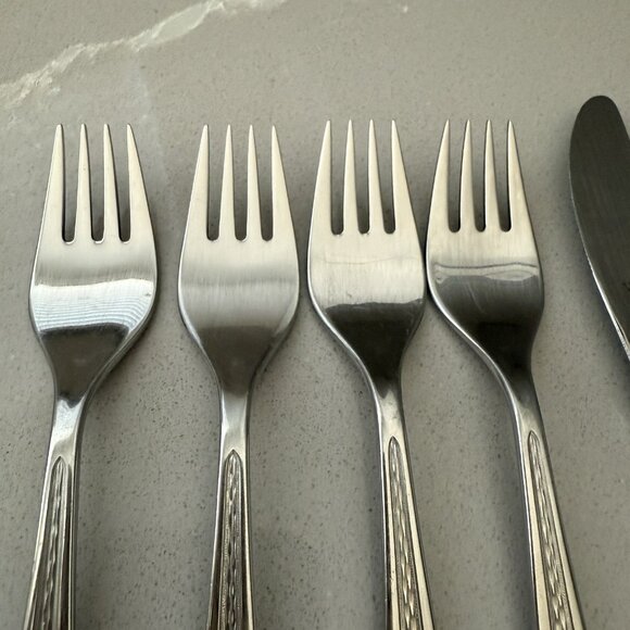 Hoogosil Rostfrei Solingen 4 Forks 2 Knives 18/10 Stainless Steel Flatware - Picture 4 of 9